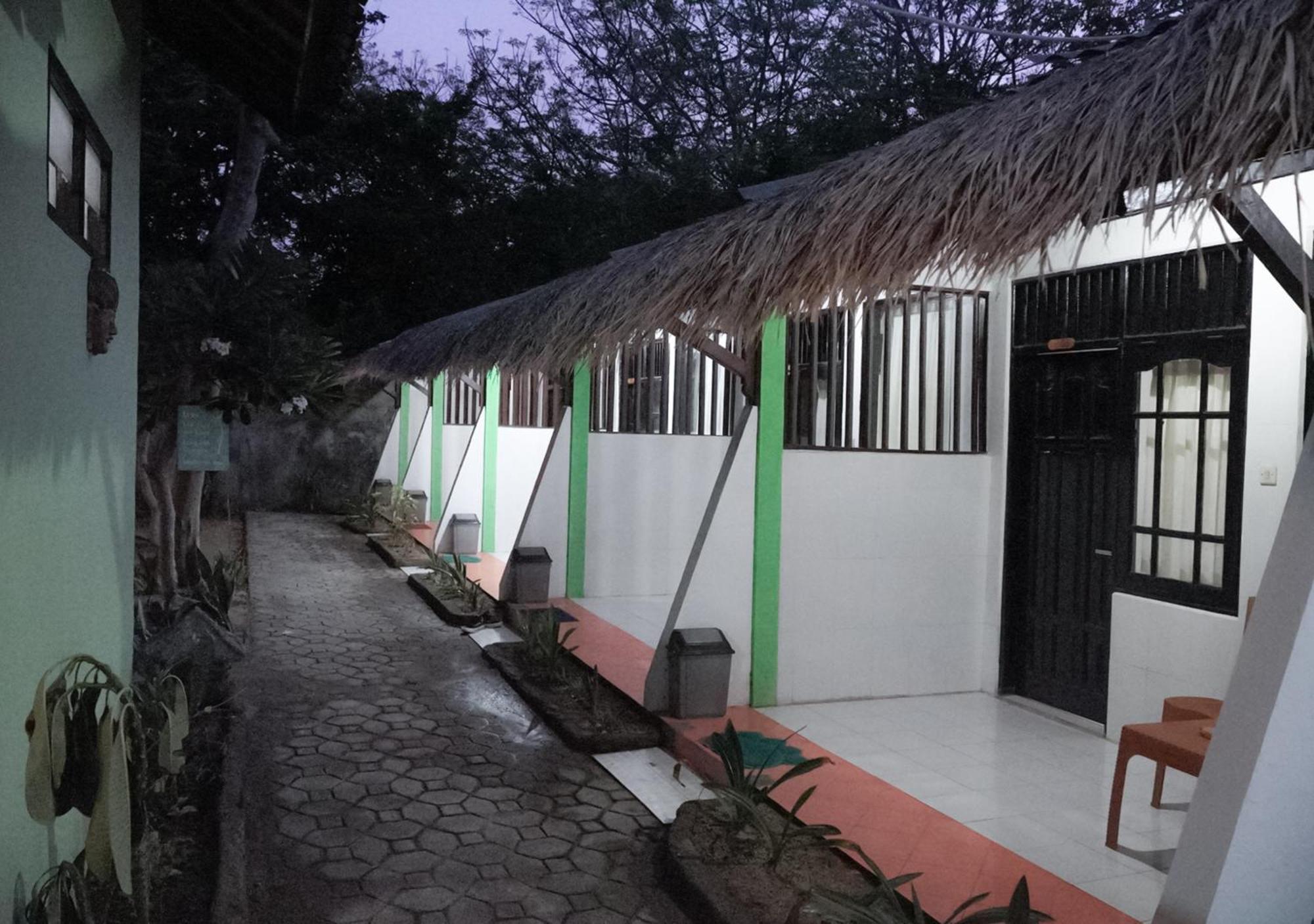 Energy Melati Gili Hotel Джили Трауанган Екстериор снимка